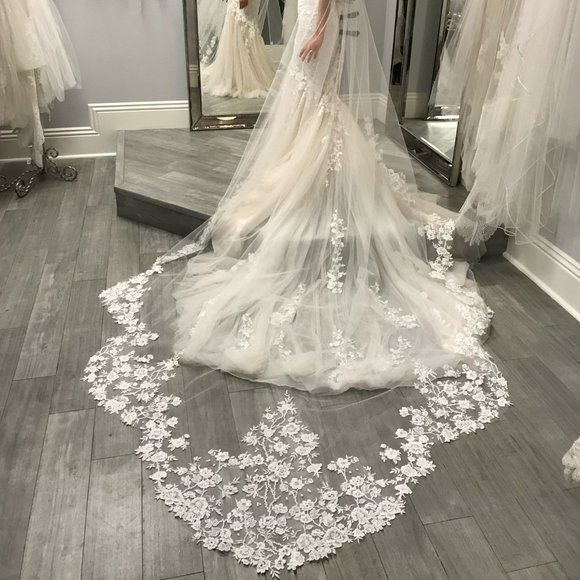 Bridal Veil - Picture 1 of 5